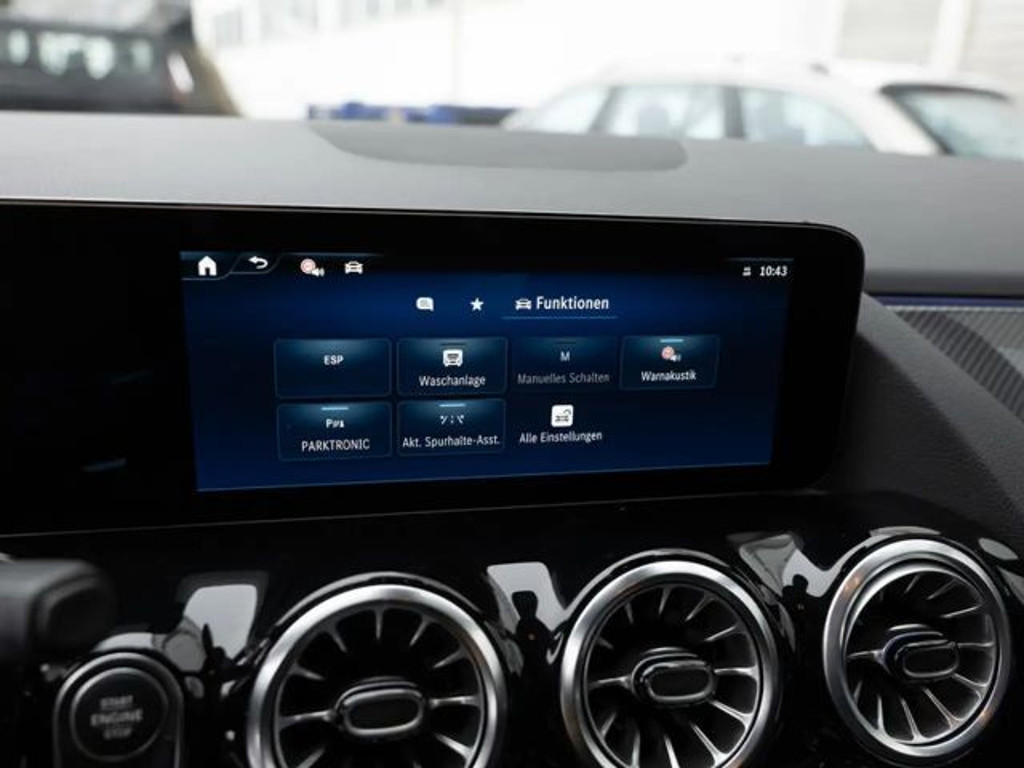 Mercedes-Benz GLA-Klasse