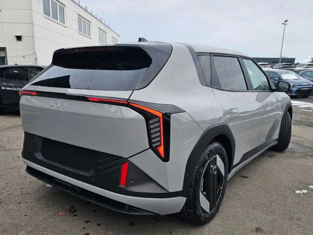 Kia EV4