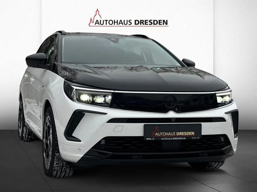 Opel Grandland X 2022 Hybride Benzine