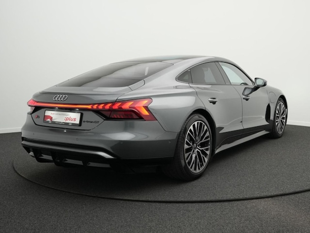 Audi e-tron GT