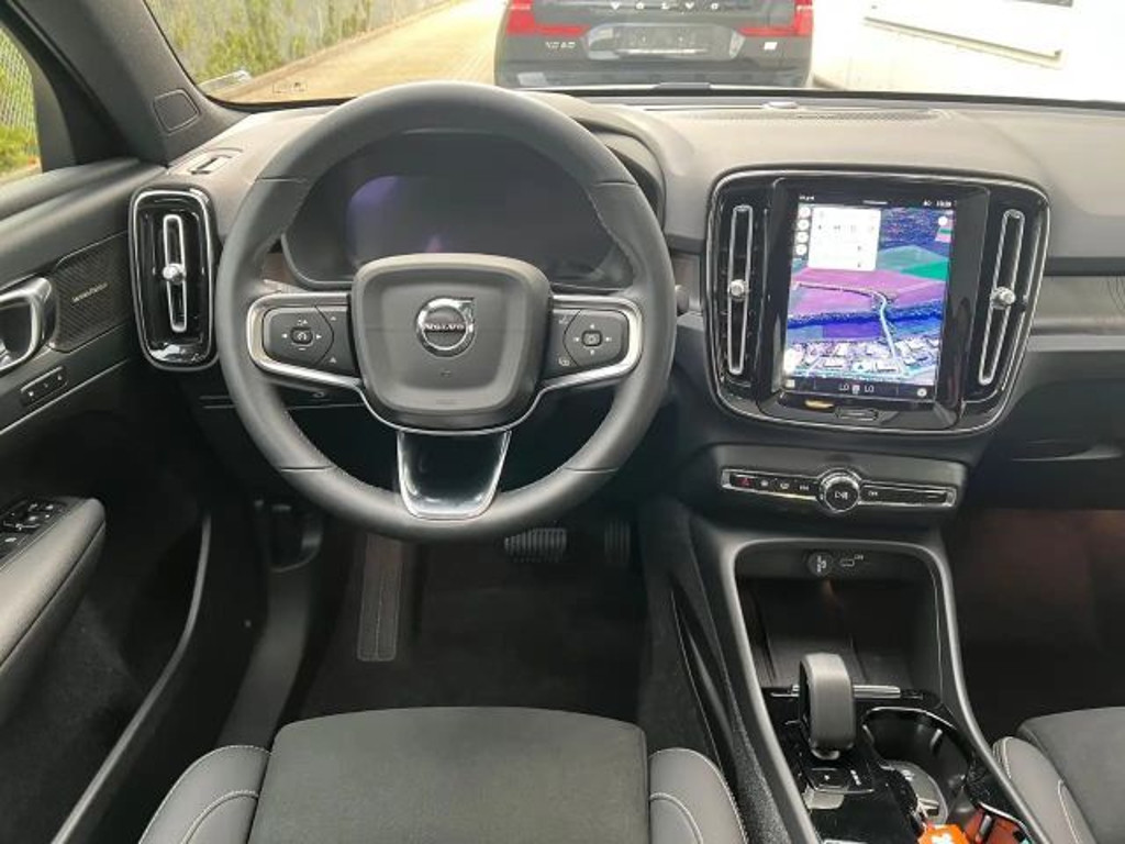 Volvo C40