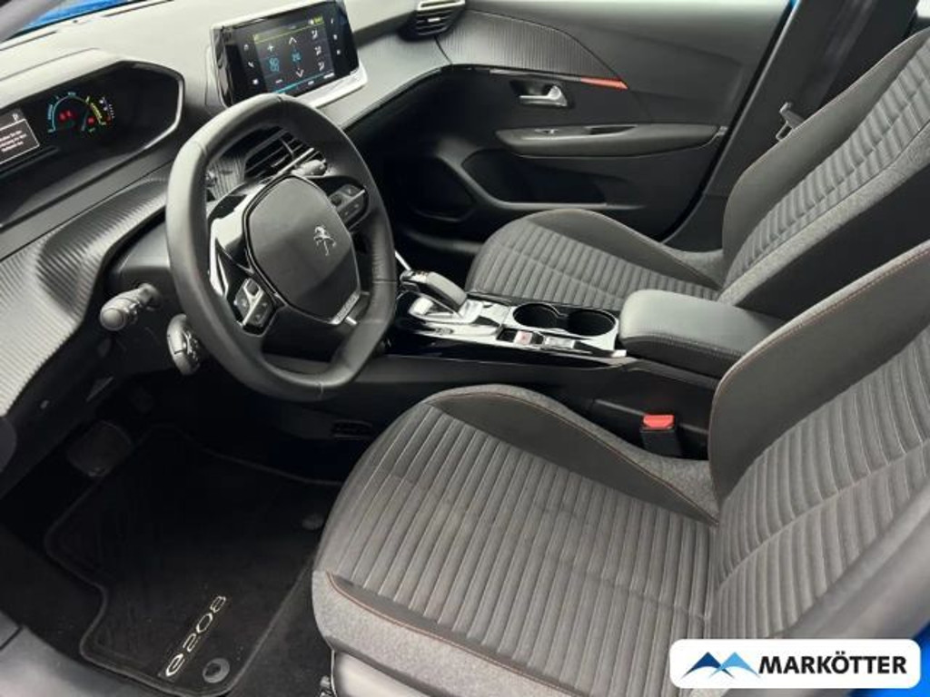 Peugeot e-208