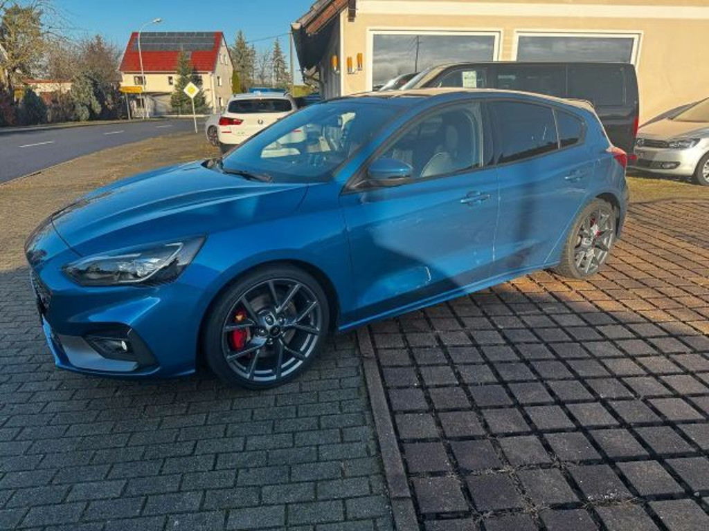 Ford Focus 2021 Benzine