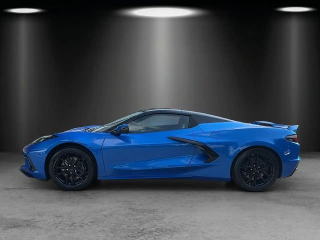 Corvette C8