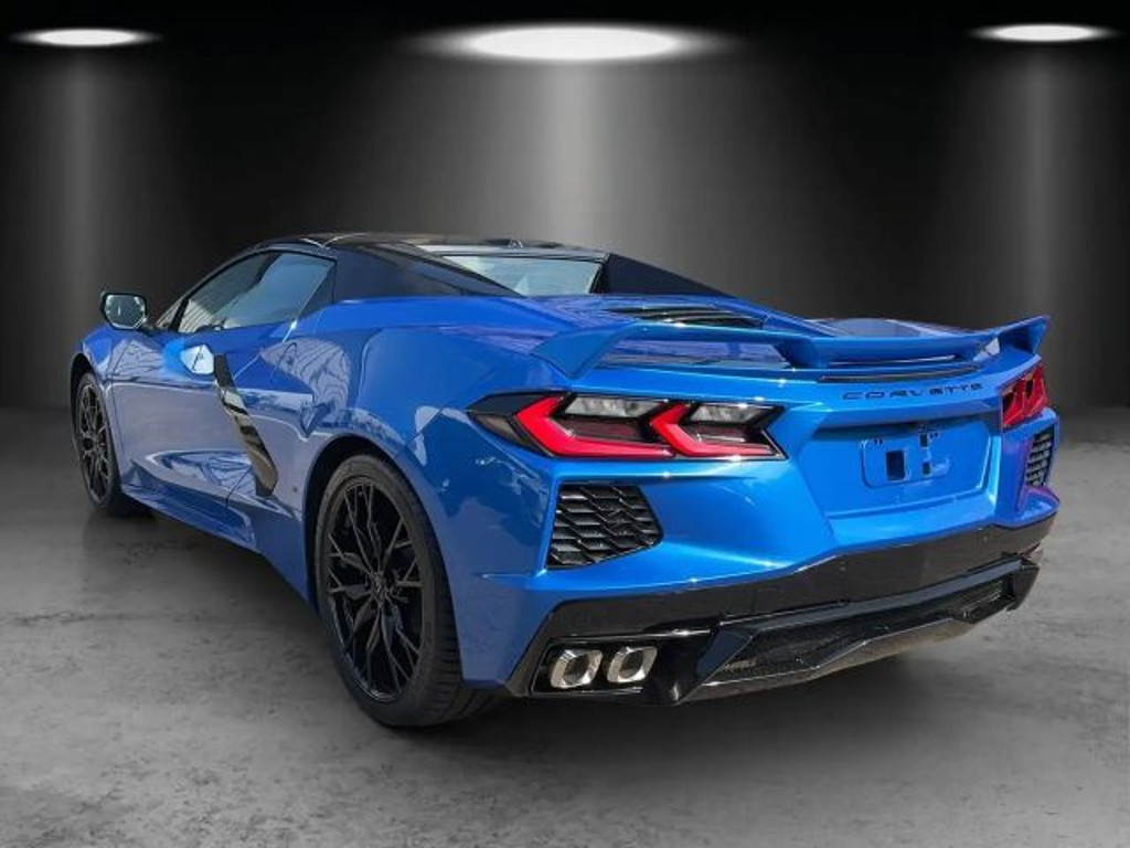 Corvette C8