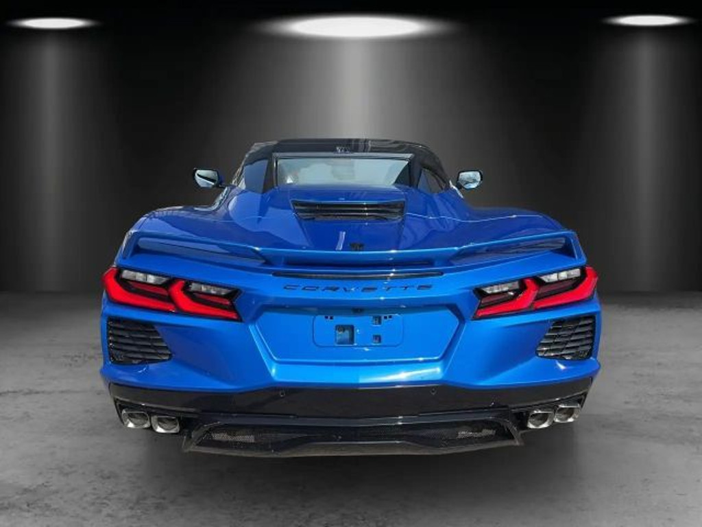 Corvette C8