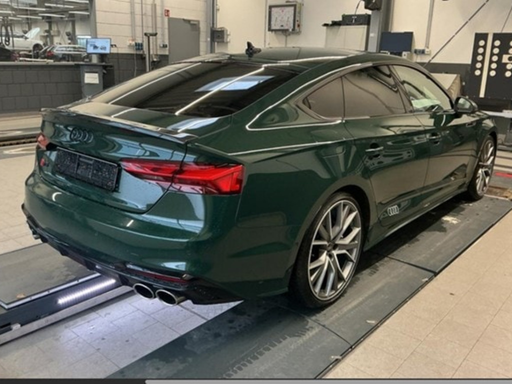 Audi S5