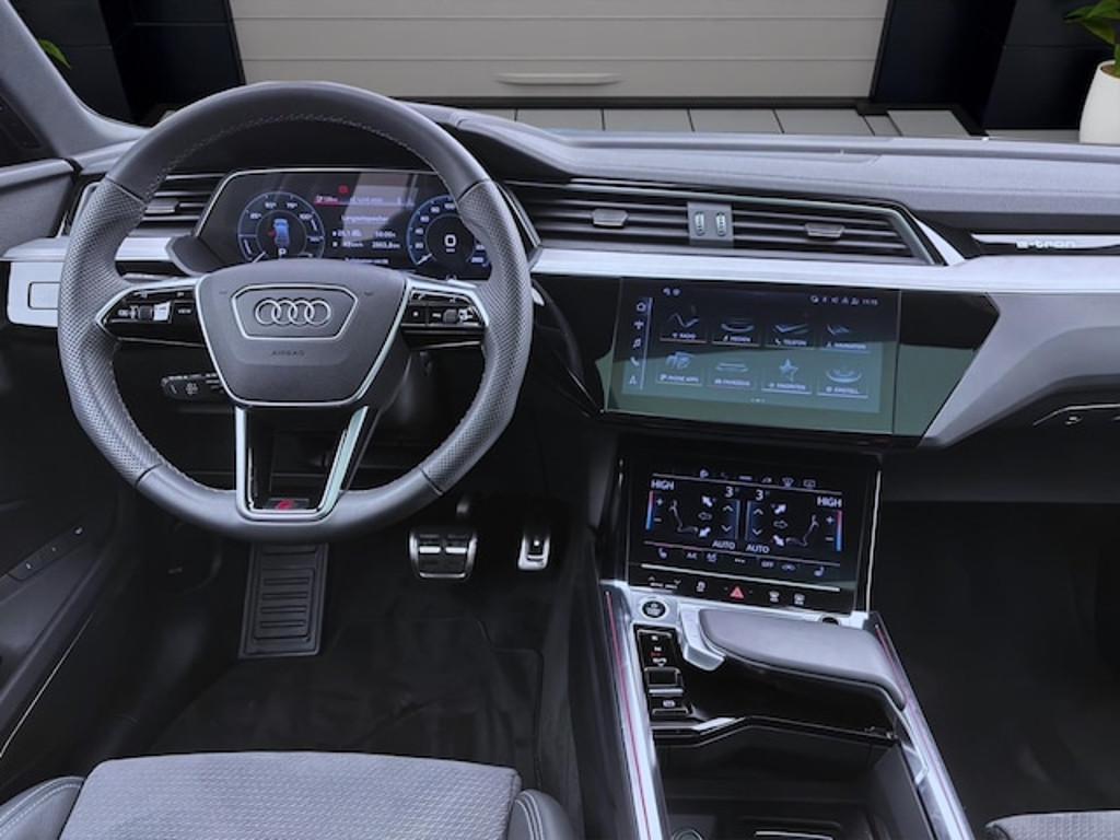Audi Q8 e-tron
