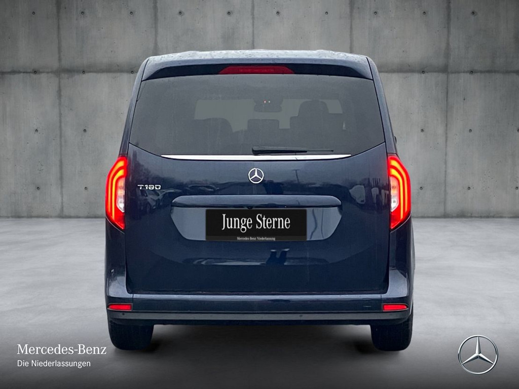 Mercedes-Benz T 180