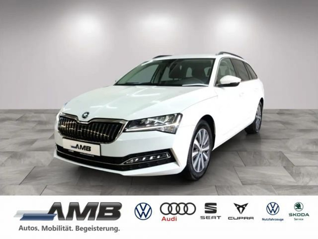 Skoda Superb 2023 Hybride Benzine