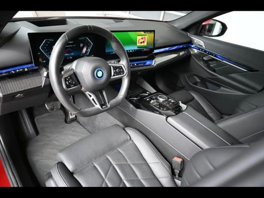 BMW i5