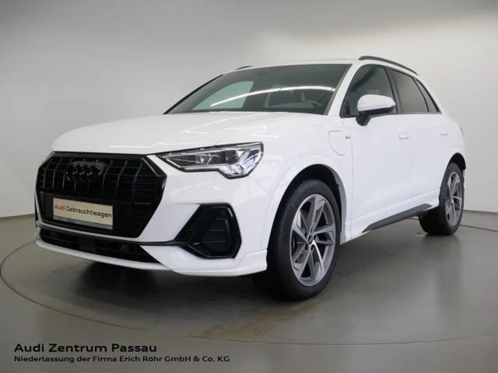 Audi Q3 2022 Hybride Benzine