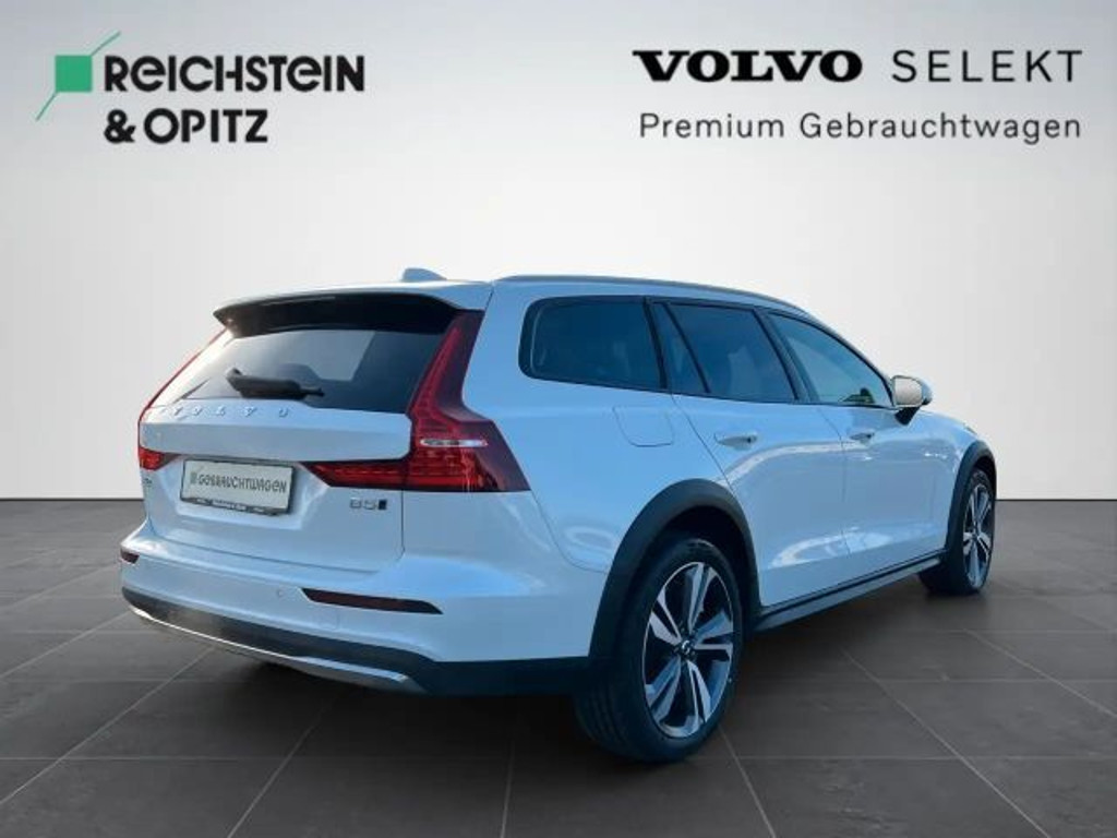 Volvo V60 Cross Country