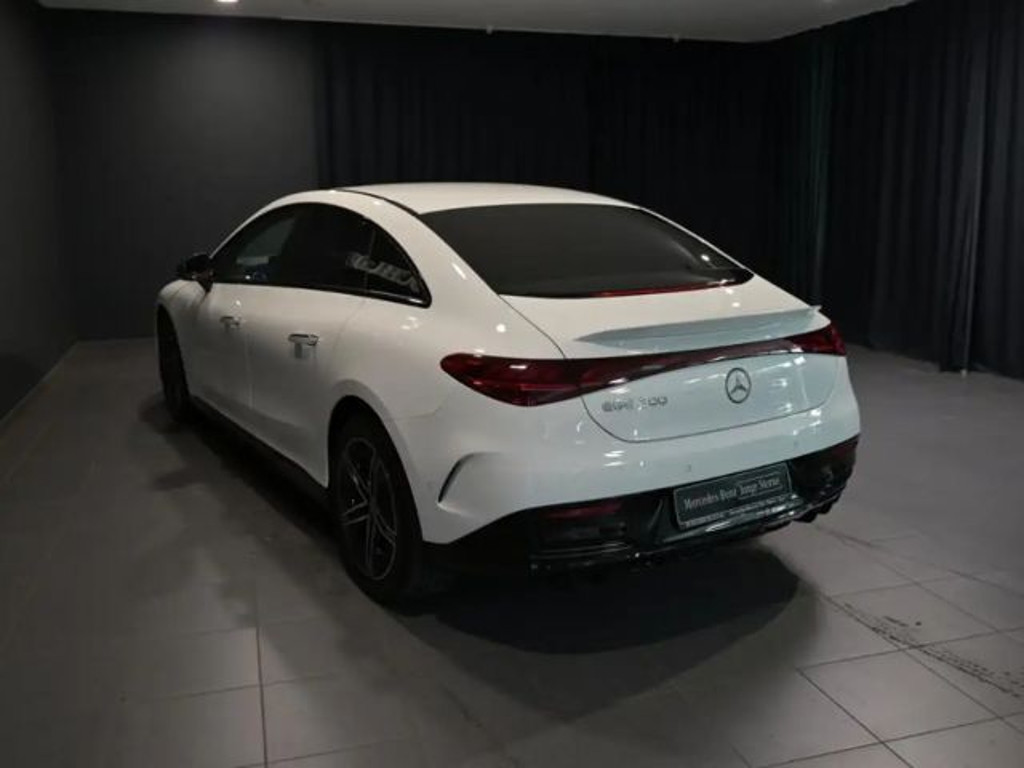 Mercedes-Benz EQE