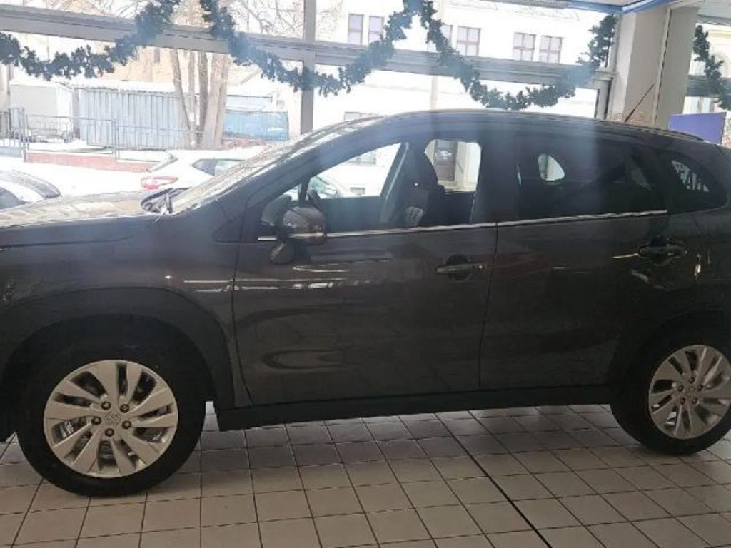 Suzuki S-Cross