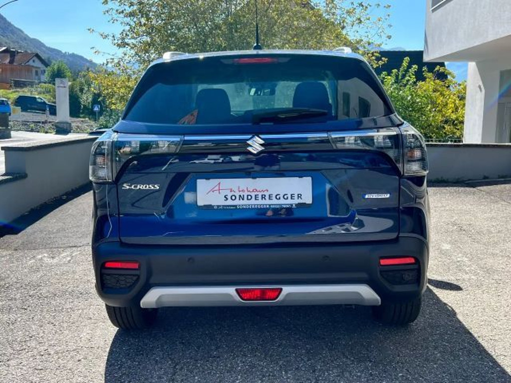 Suzuki S-Cross