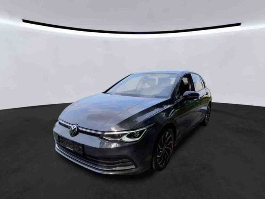 Volkswagen Golf 2022 Benzine