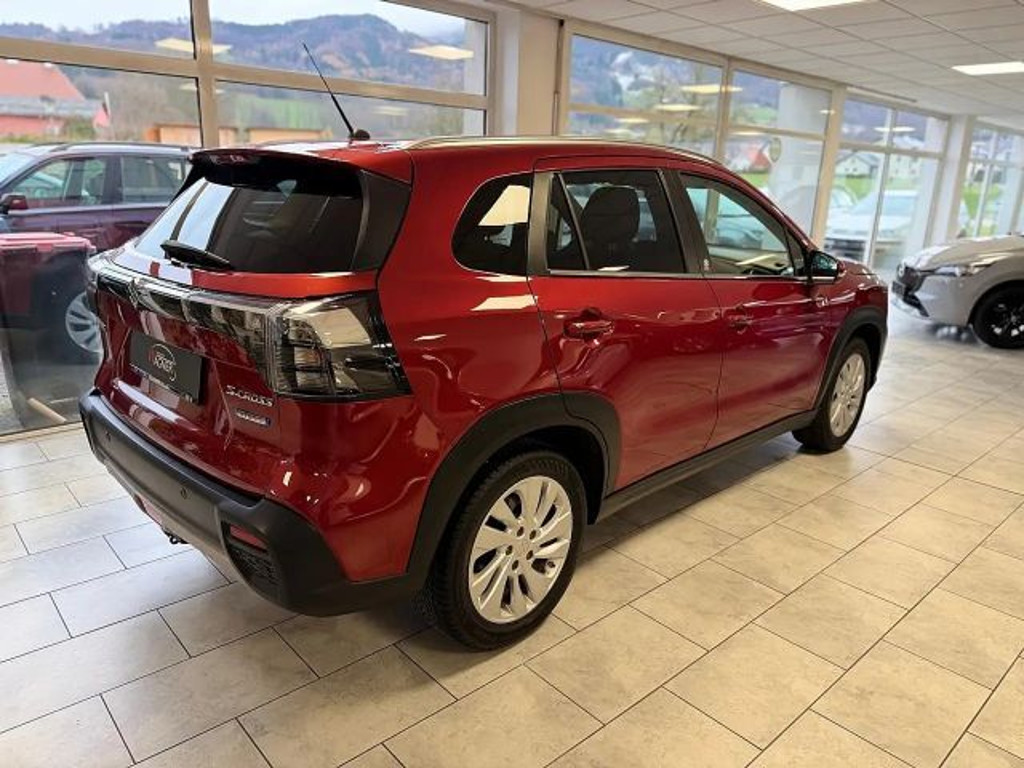 Suzuki S-Cross
