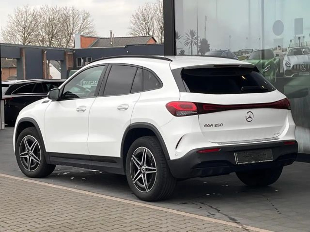 Mercedes-Benz EQA