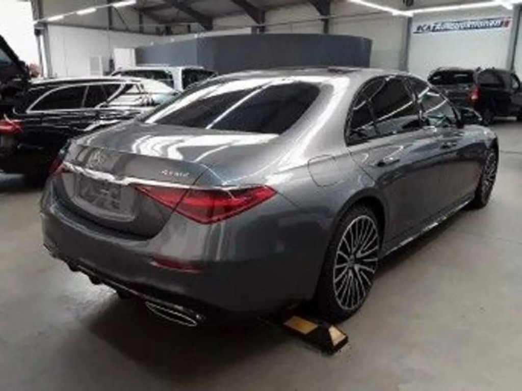 Mercedes-Benz S-Klasse