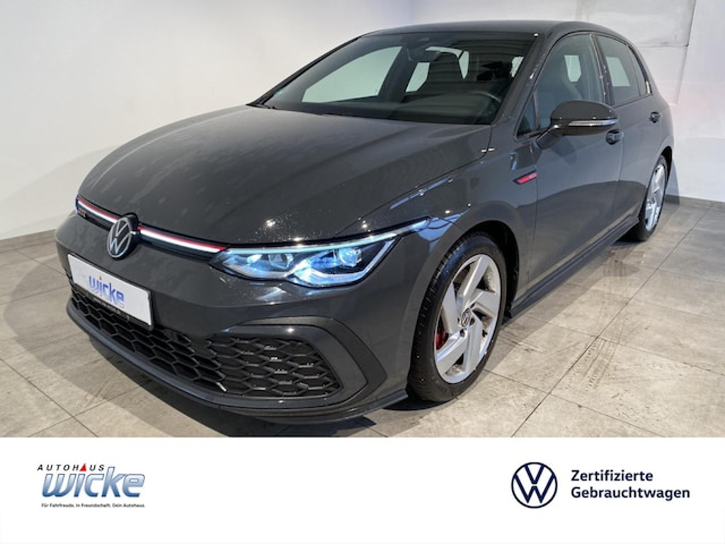 Volkswagen Golf 2023 Benzine