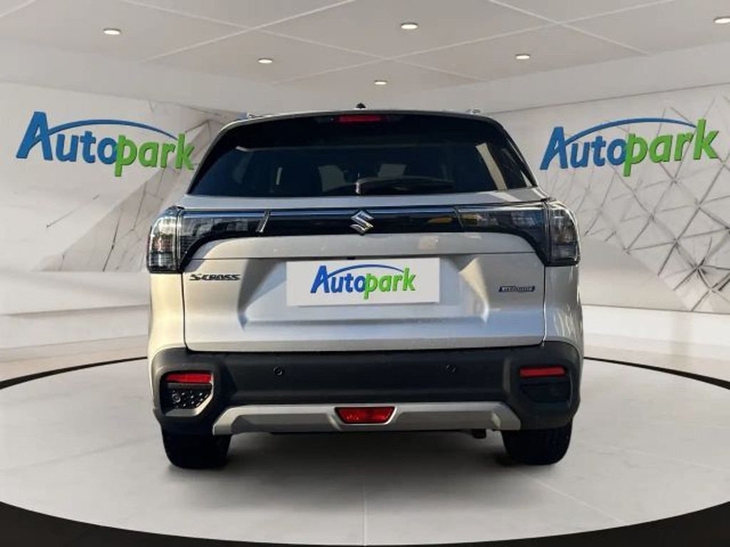 Suzuki S-Cross