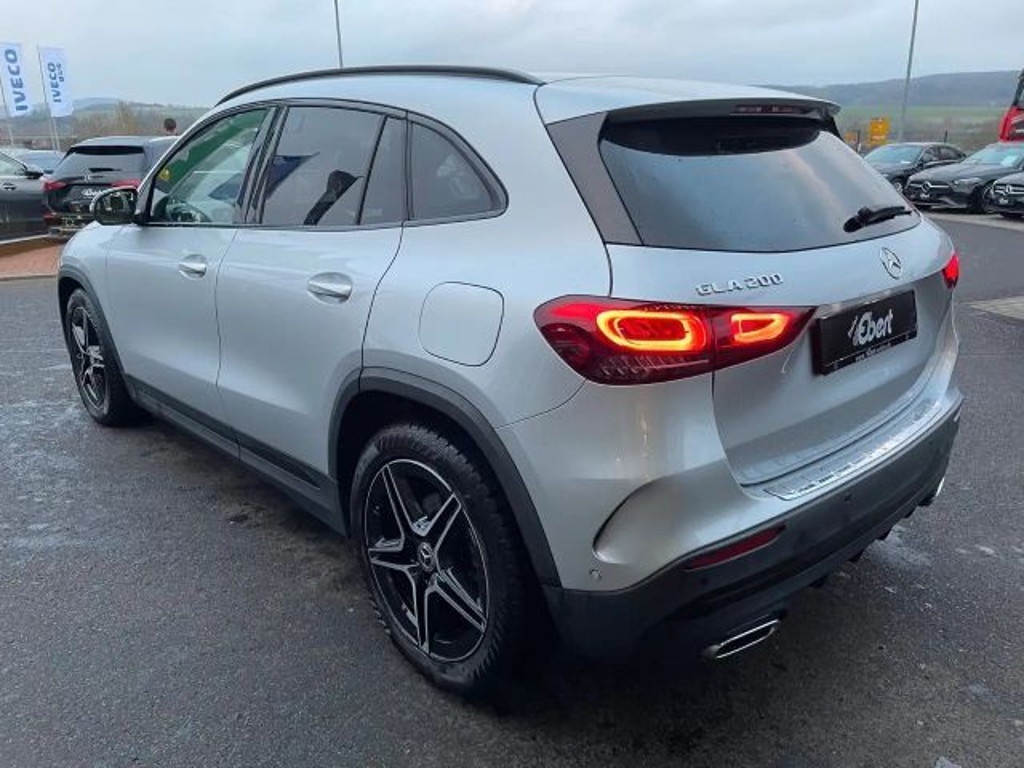 Mercedes-Benz GLA-Klasse