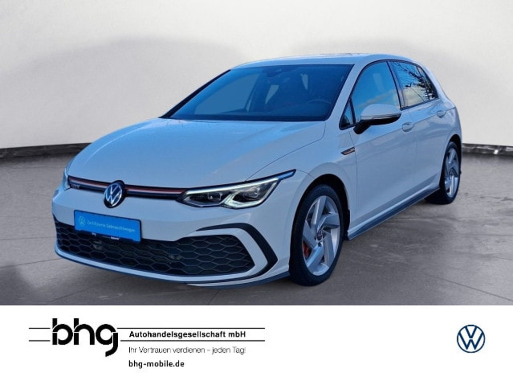 Volkswagen Golf 2023 Benzine
