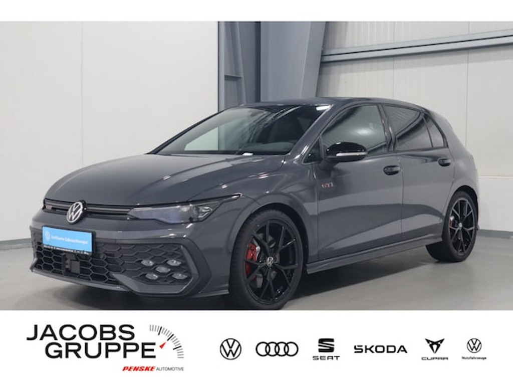 Volkswagen Golf 2025 Benzine