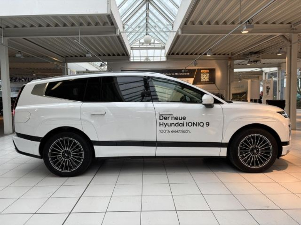 Hyundai IONIQ 9