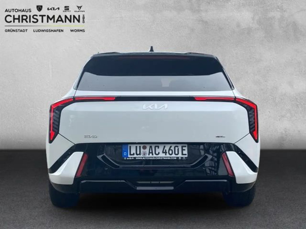 Kia EV4