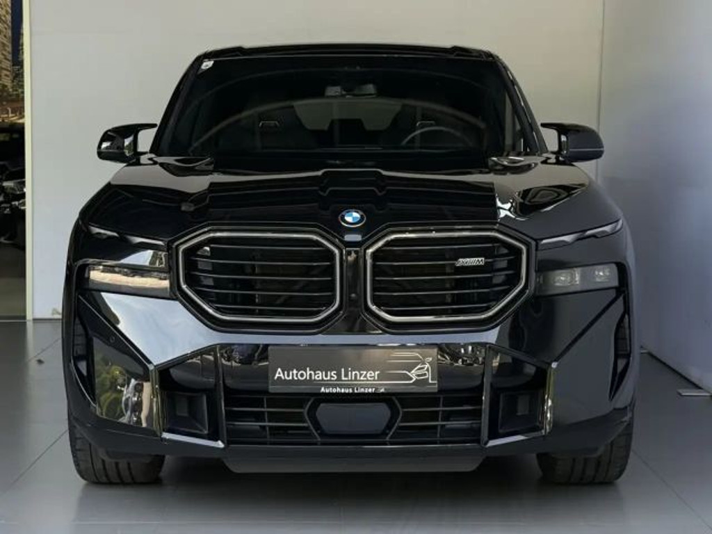 BMW XM