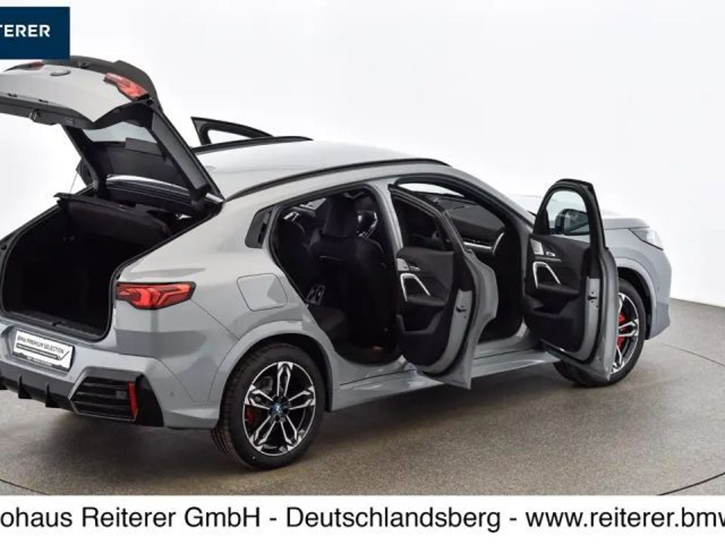 BMW iX2