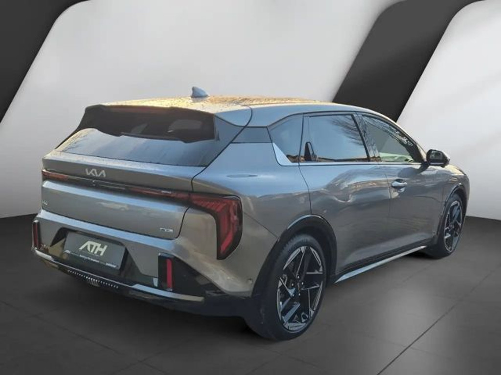 Kia K4