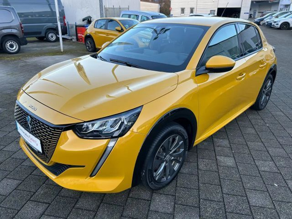 Peugeot e-208