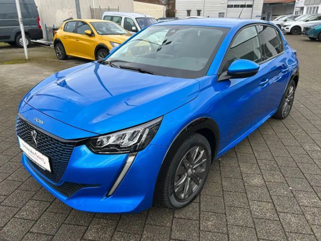 Peugeot e-208