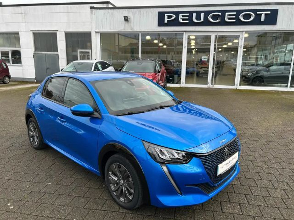 Peugeot e-208
