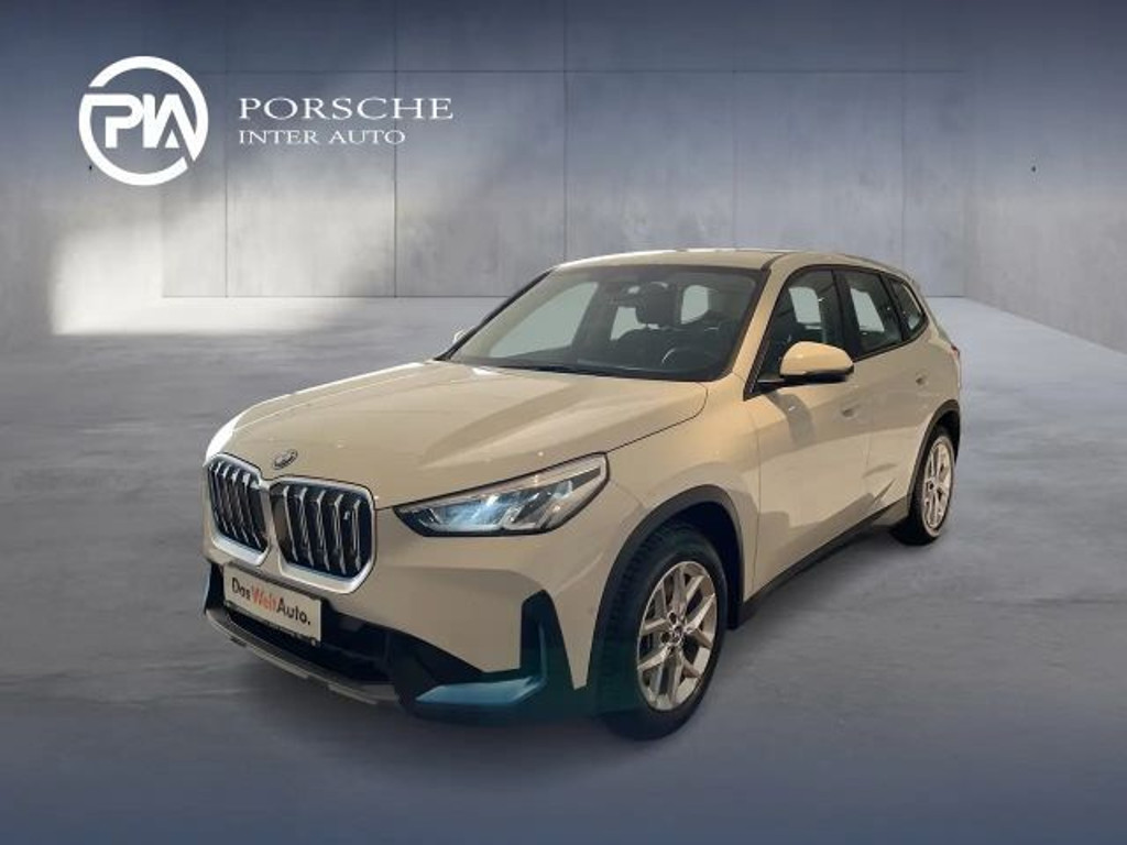 BMW iX1