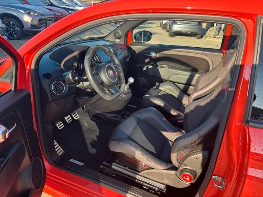 Abarth 695