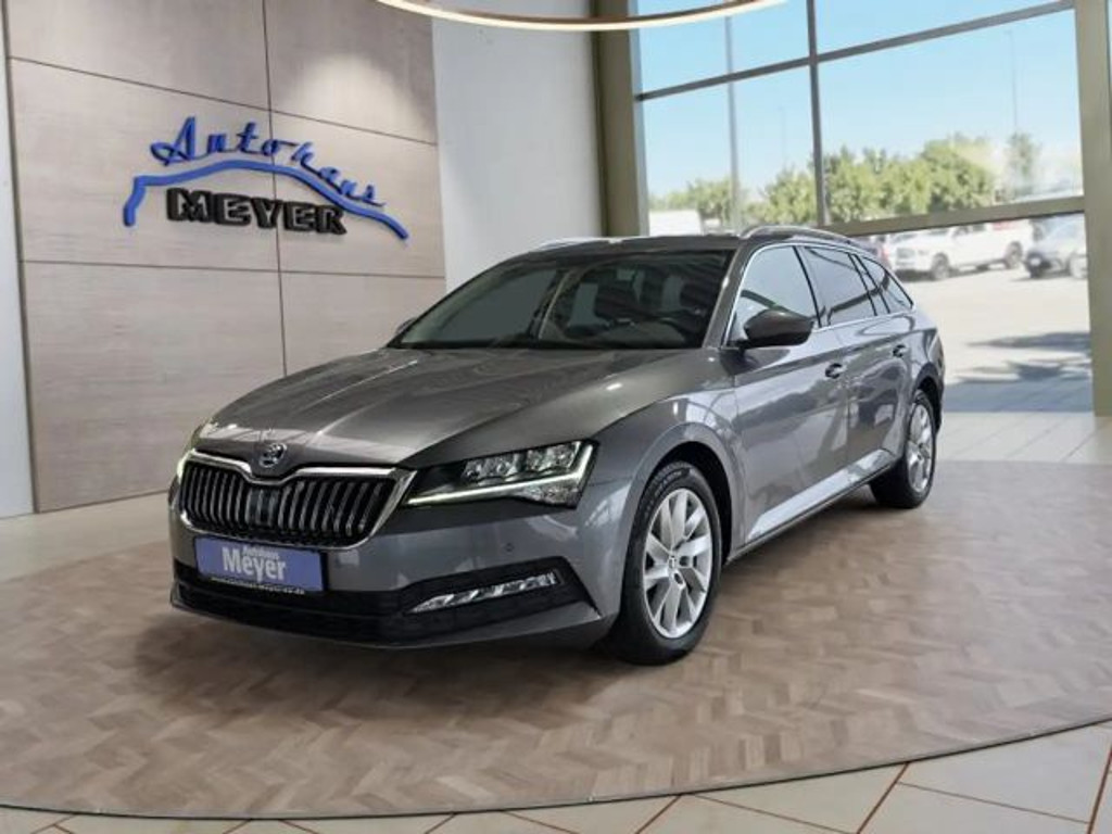 Skoda Superb 2024 Benzine