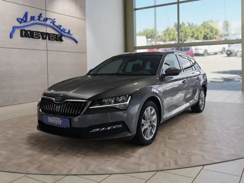 Skoda Superb 2024 Benzine