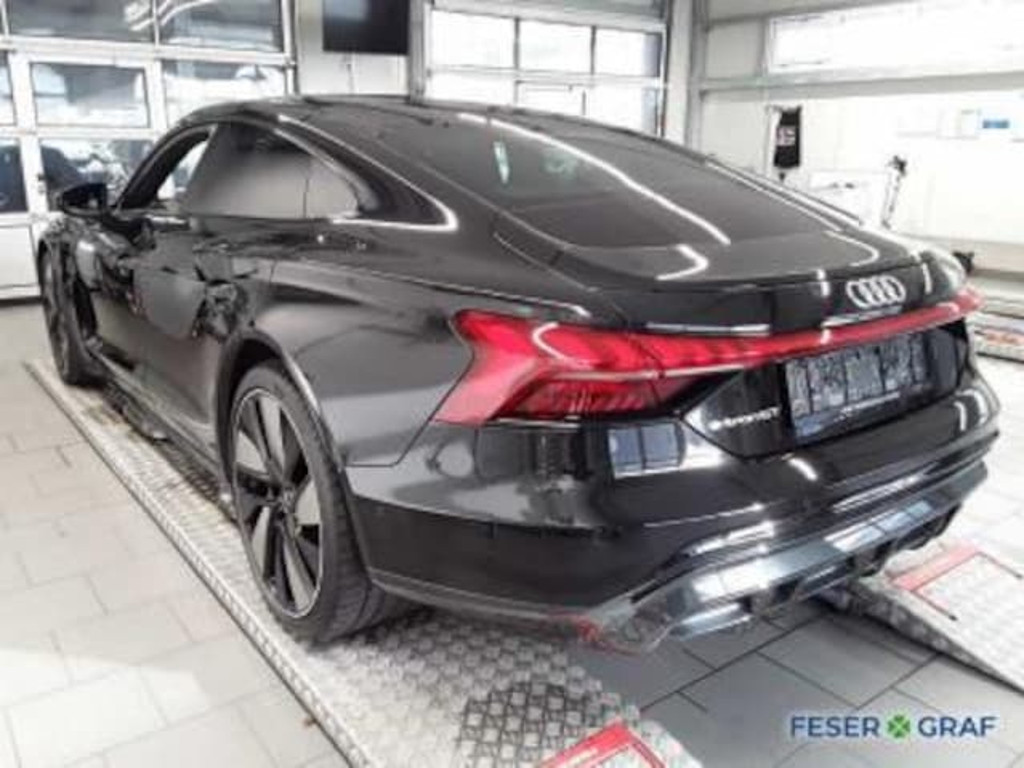 Audi e-tron GT