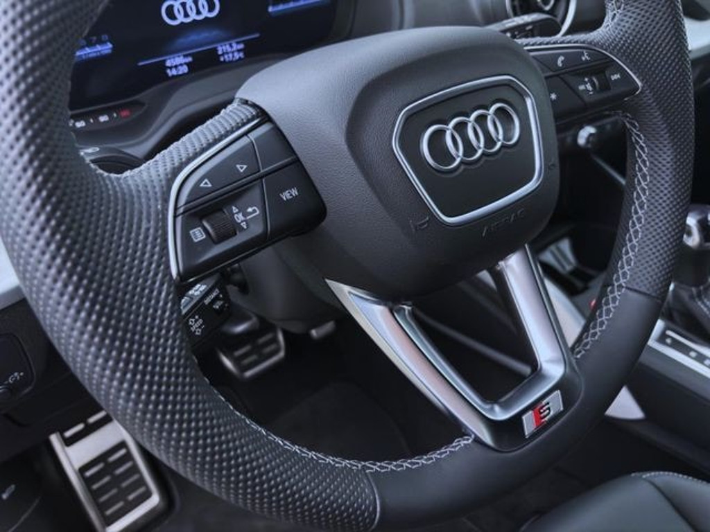 Audi SQ2