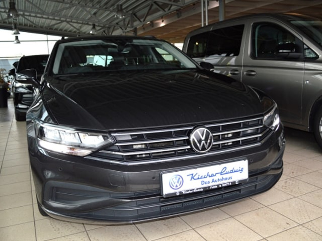 Volkswagen Passat 2022 Benzine