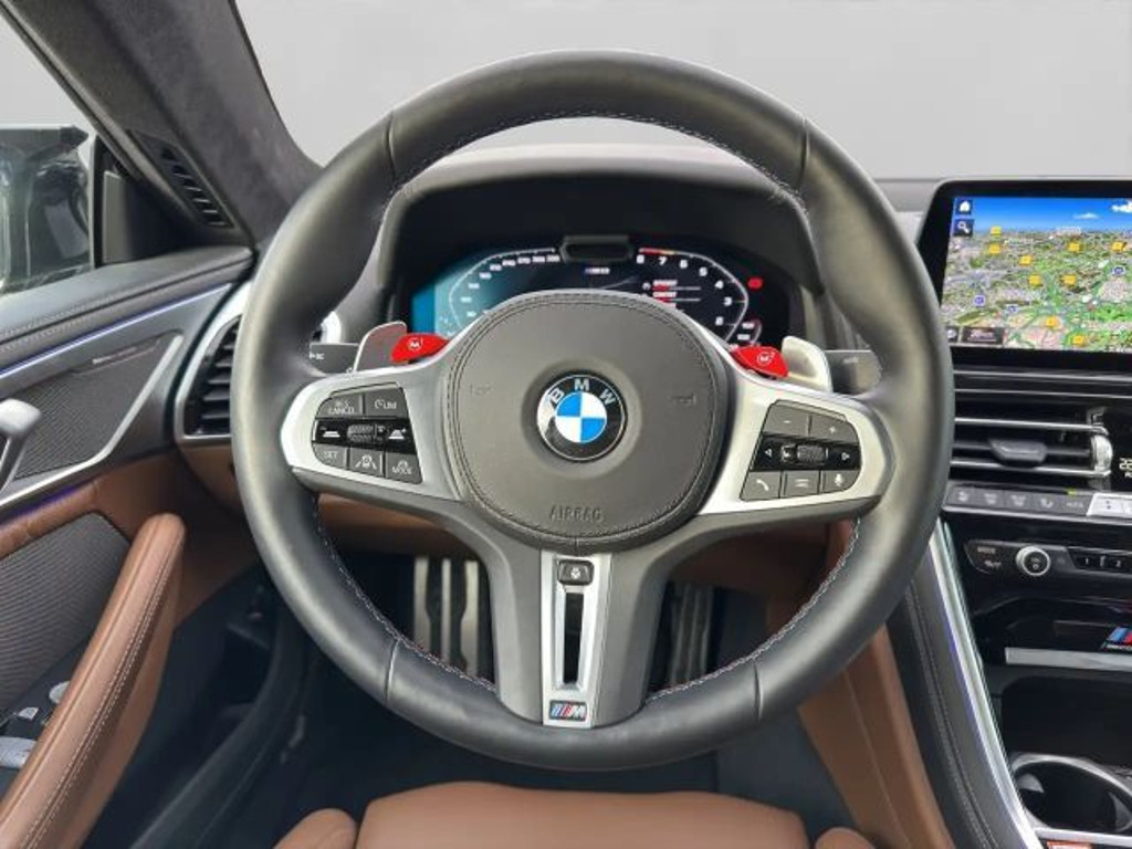 BMW M8