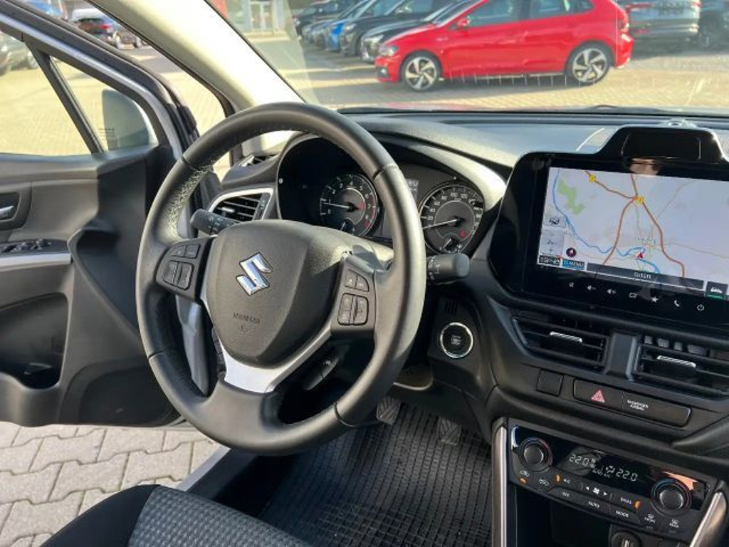 Suzuki S-Cross