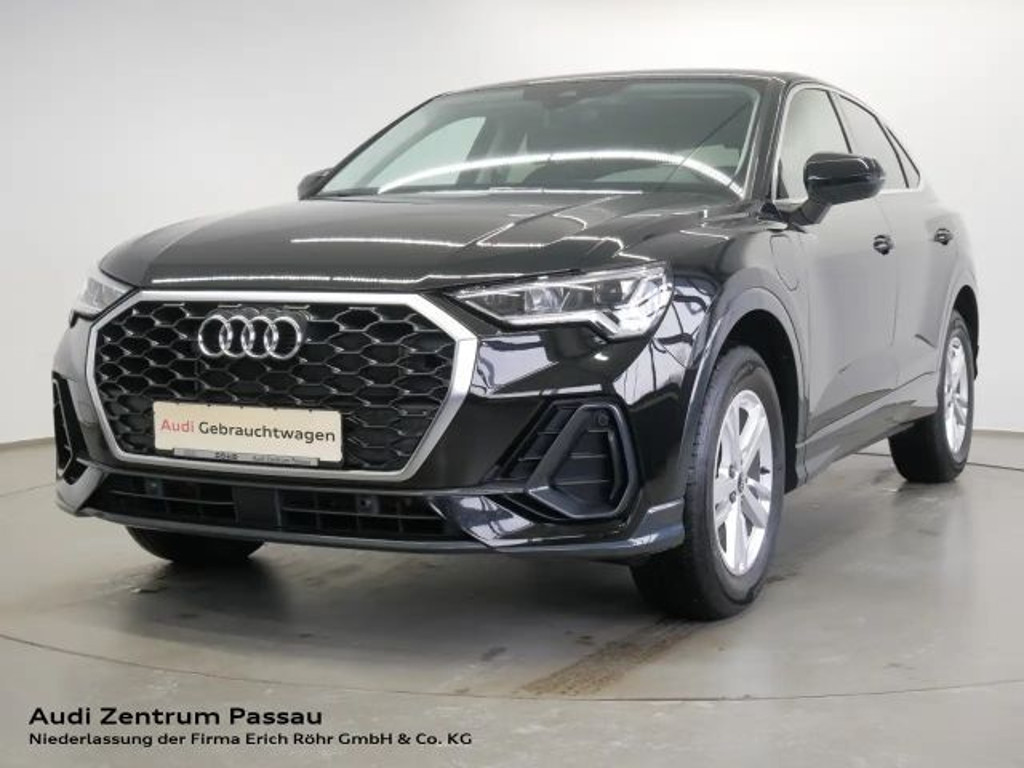 Audi Q3 2022 Hybride Benzine