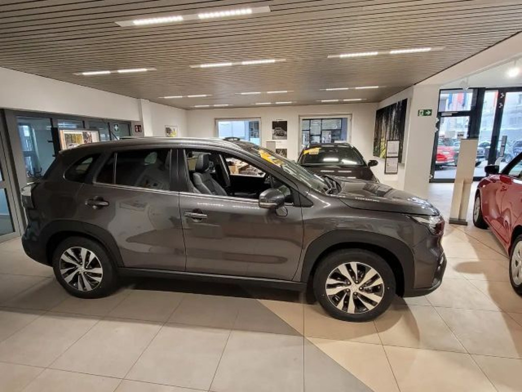 Suzuki S-Cross
