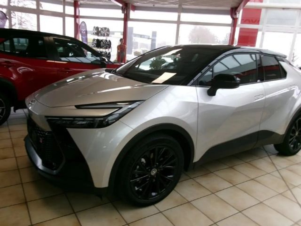 Toyota C-HR 2025 Hybride Benzine
