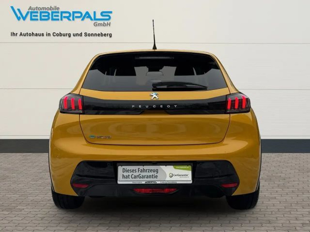 Peugeot e-208